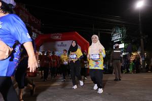 BIB: 4829, 4830
                            <button type="button" onclick="openModal(26263672)" class="btn btn-primary btn-sm float-right btn-popup" data-toggle="modal" data-target=".modal-high-quality">
                        <i class="fas fa-shopping-cart"></i> Add to Cart
                    </button>
                                            <button type="button" onclick="isThisMe(26263672, true)" class="btn btn-success btn-sm float-right btn-popup btn-isme hidden" data-toggle="tooltip" data-placement="bottom" title="นี่คือรูปของคุณใช่ไหม คลิกที่นี่เพื่อเอาเข้าอัลบั้ม">
                        <i class="fas fa-plus"></i> Add to album
                    </button>
                    <button type="button" onclick="isThisMe(26263672, false)" class="btn btn-warning btn-sm float-right btn-popup btn-isnotme hidden">
                        <i class="fas fa-ban"></i> Remove from album
                    </button>